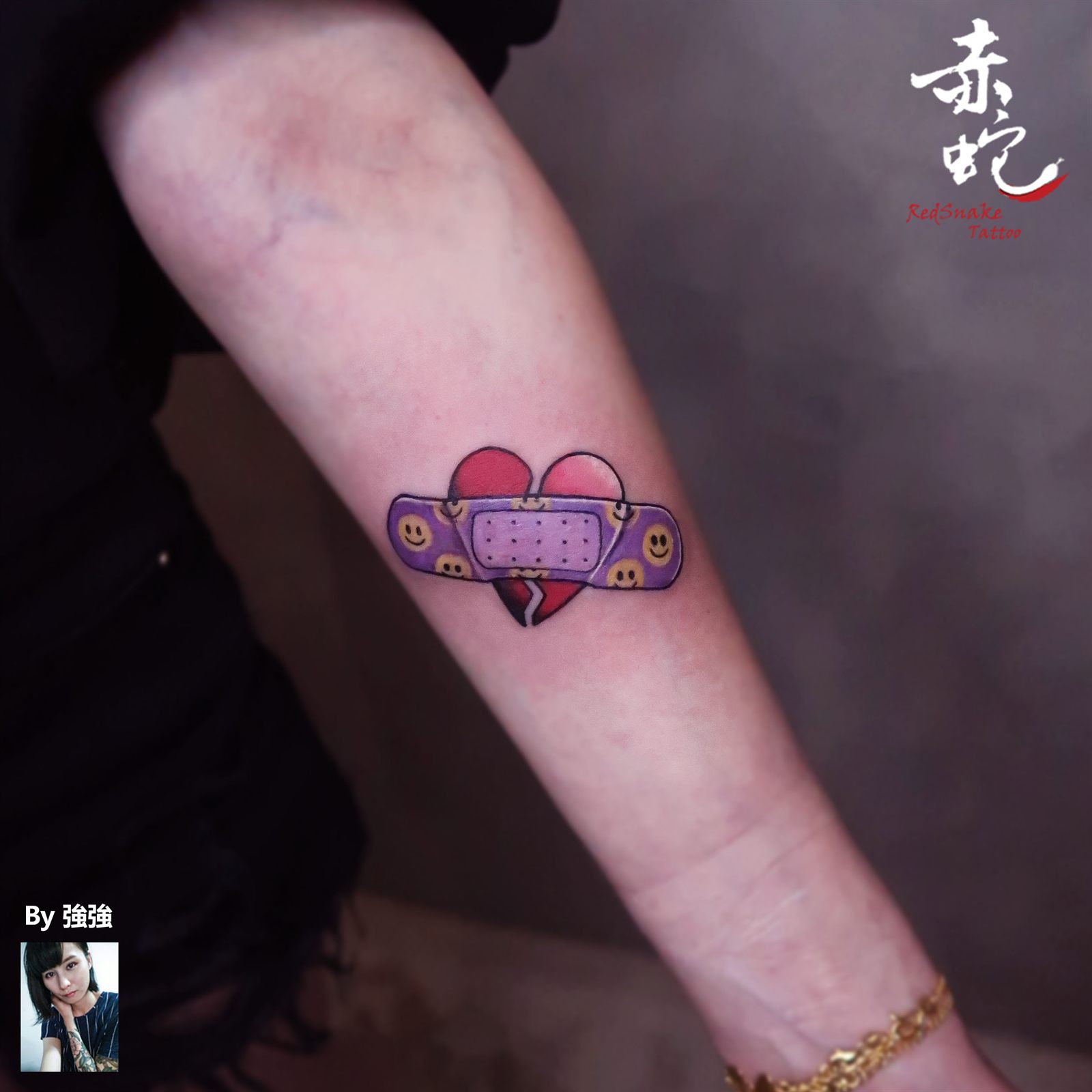 強強 台中女刺青師 美式 / 手 / 彩色 刺青作品 RedSnake Tattoo