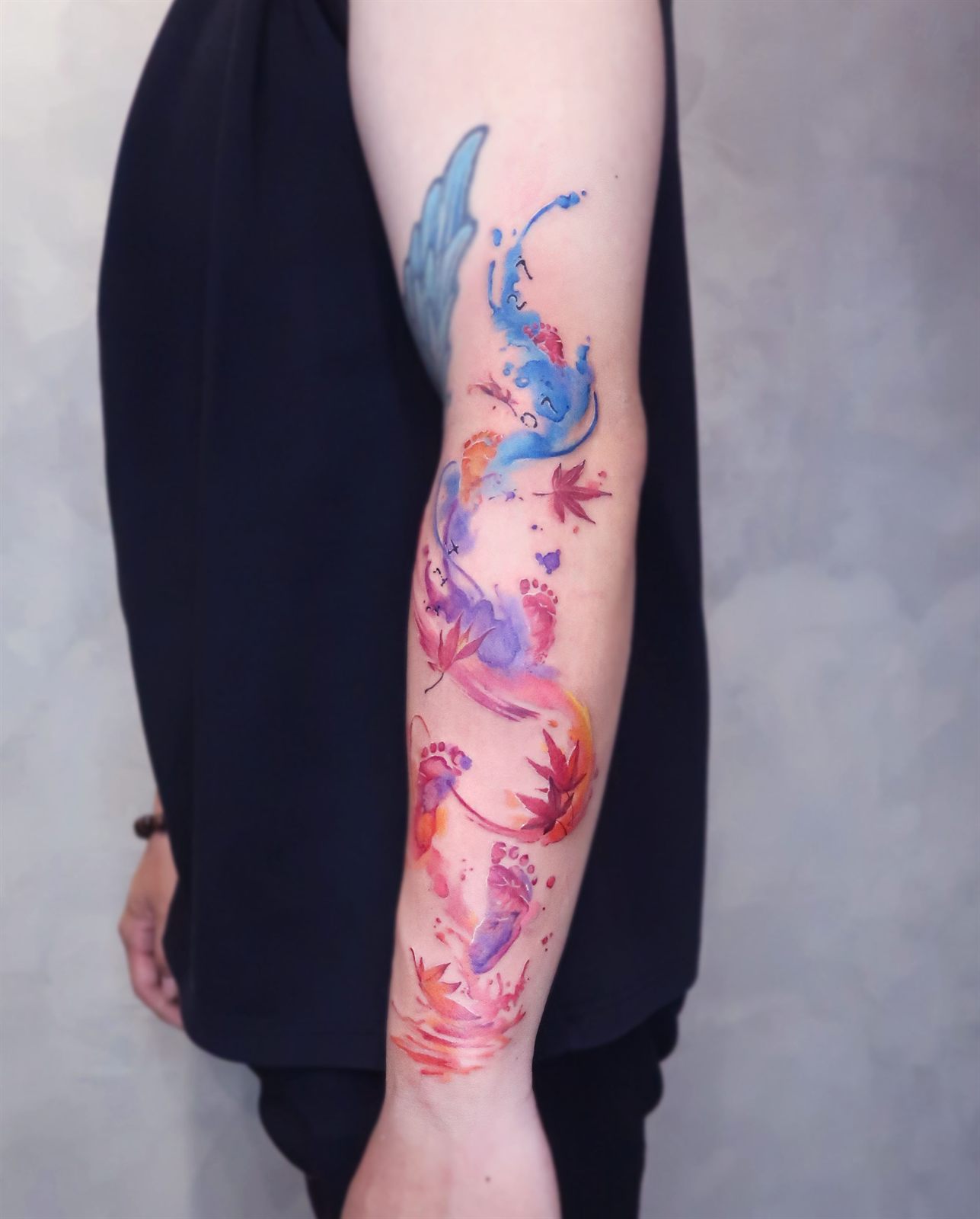 強強 台中女刺青師 水彩 / 手 / 彩色 刺青作品 RedSnake Tattoo