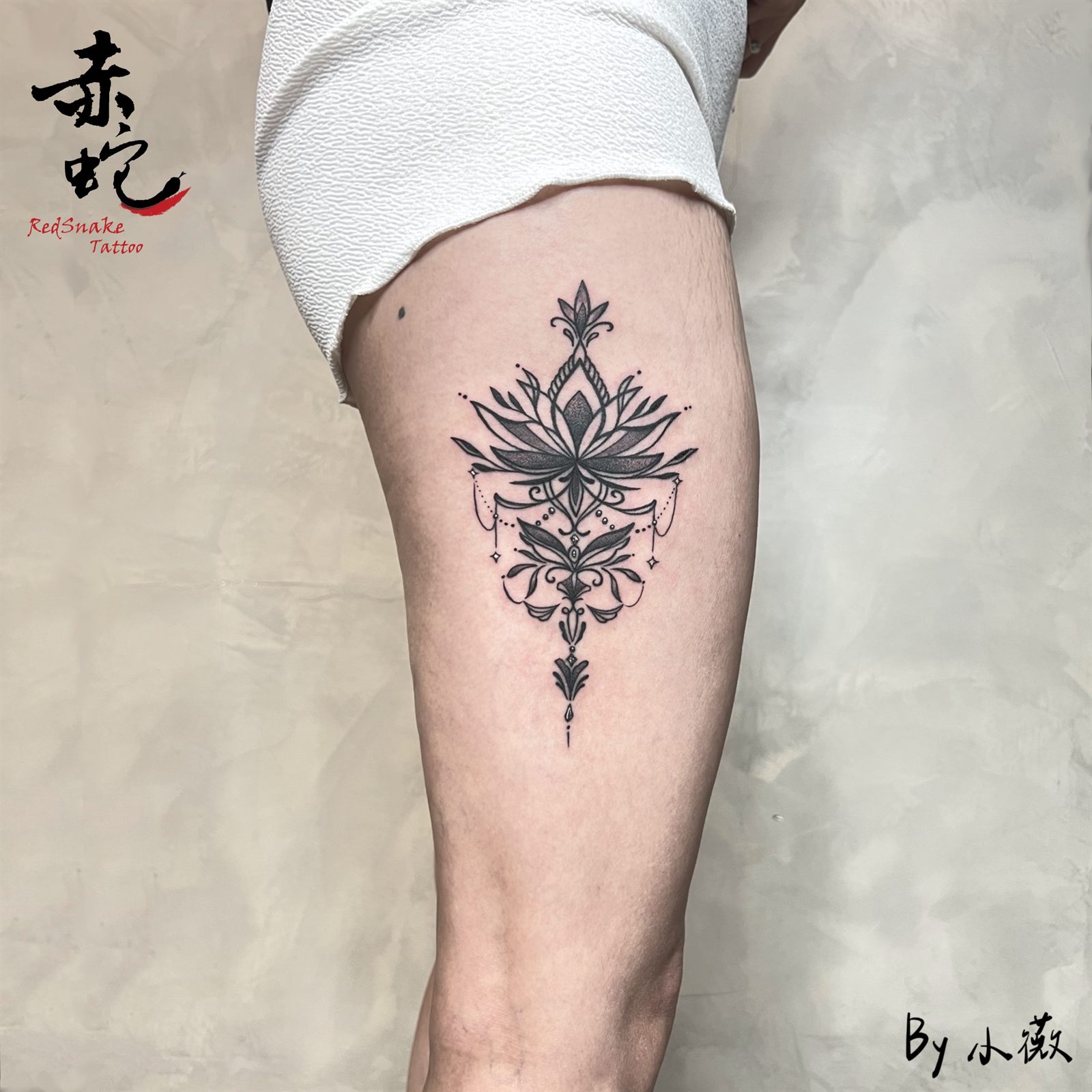 小薇 台中女刺青師 作品編號 325 刺青作品 RedSnake Tattoo