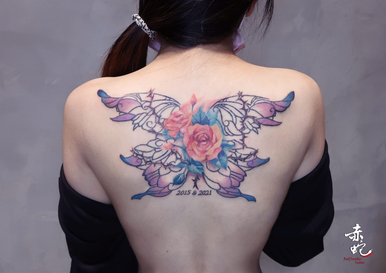 小YU 台中女刺青師 玫瑰 / 全背 / 彩色 刺青作品 RedSnake Tattoo