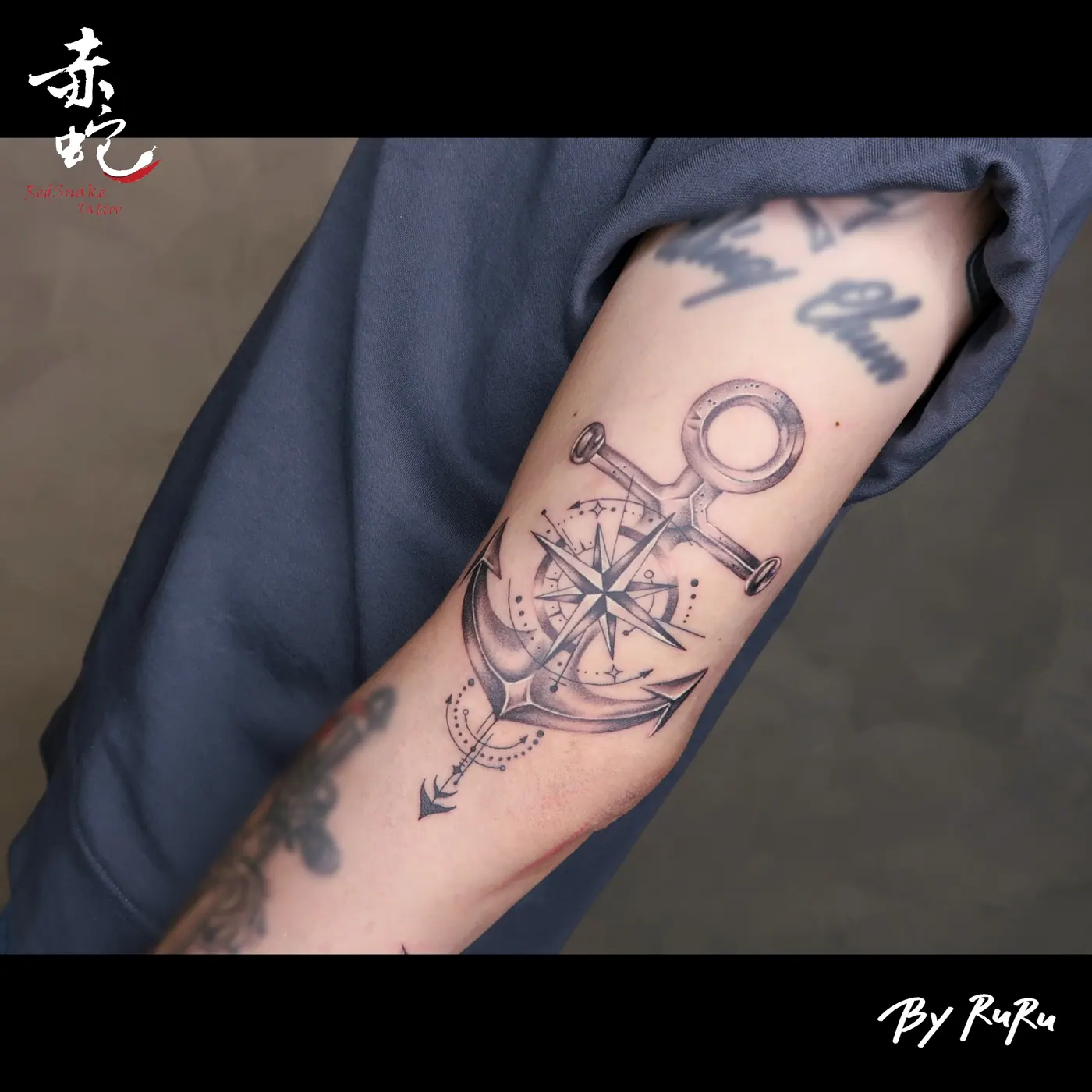 RURU 台中女刺青師 R0277 手臂 RedSnake Tattoo