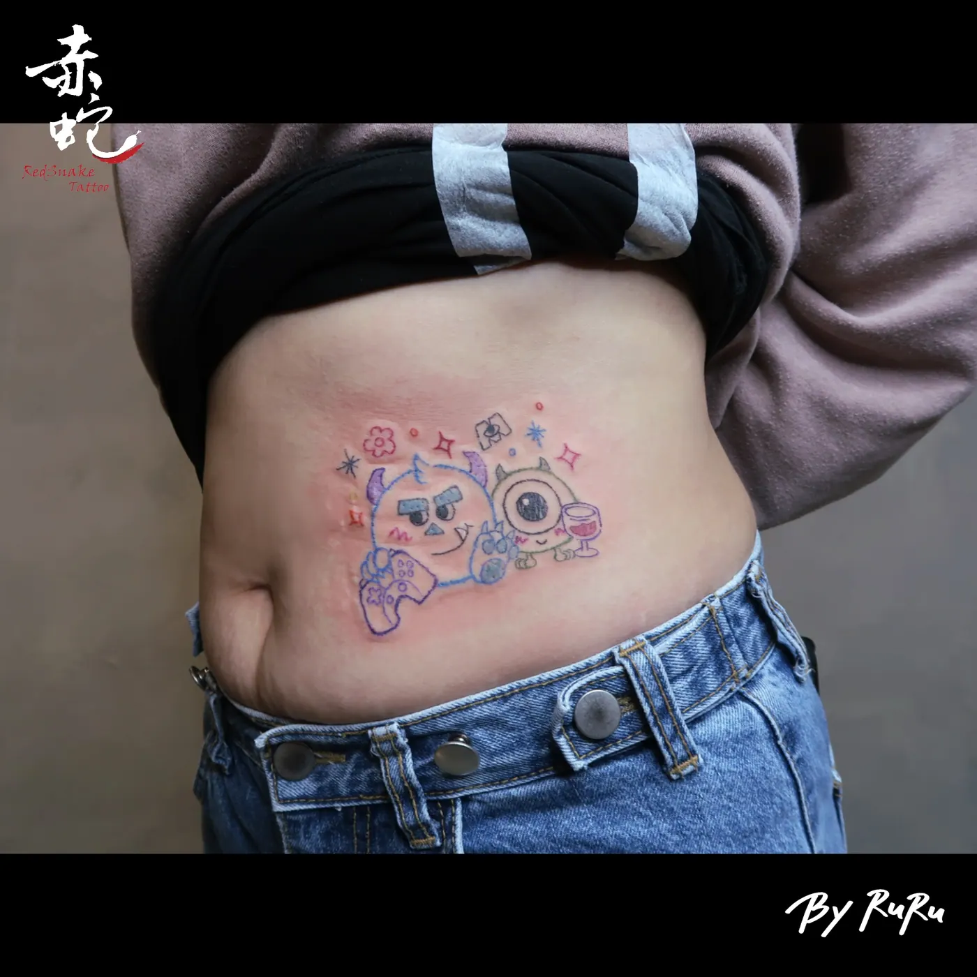 RURU 台中女刺青師 R0282 腹 RedSnake Tattoo